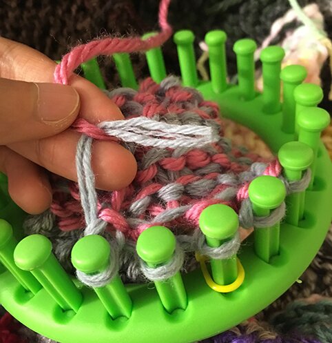 Baby Hat Knitting Loom, Circular Loom With Removable Pegs for Baby Hats,  Wristwarmers, Doll Dresses, Like Knifty Knitter 